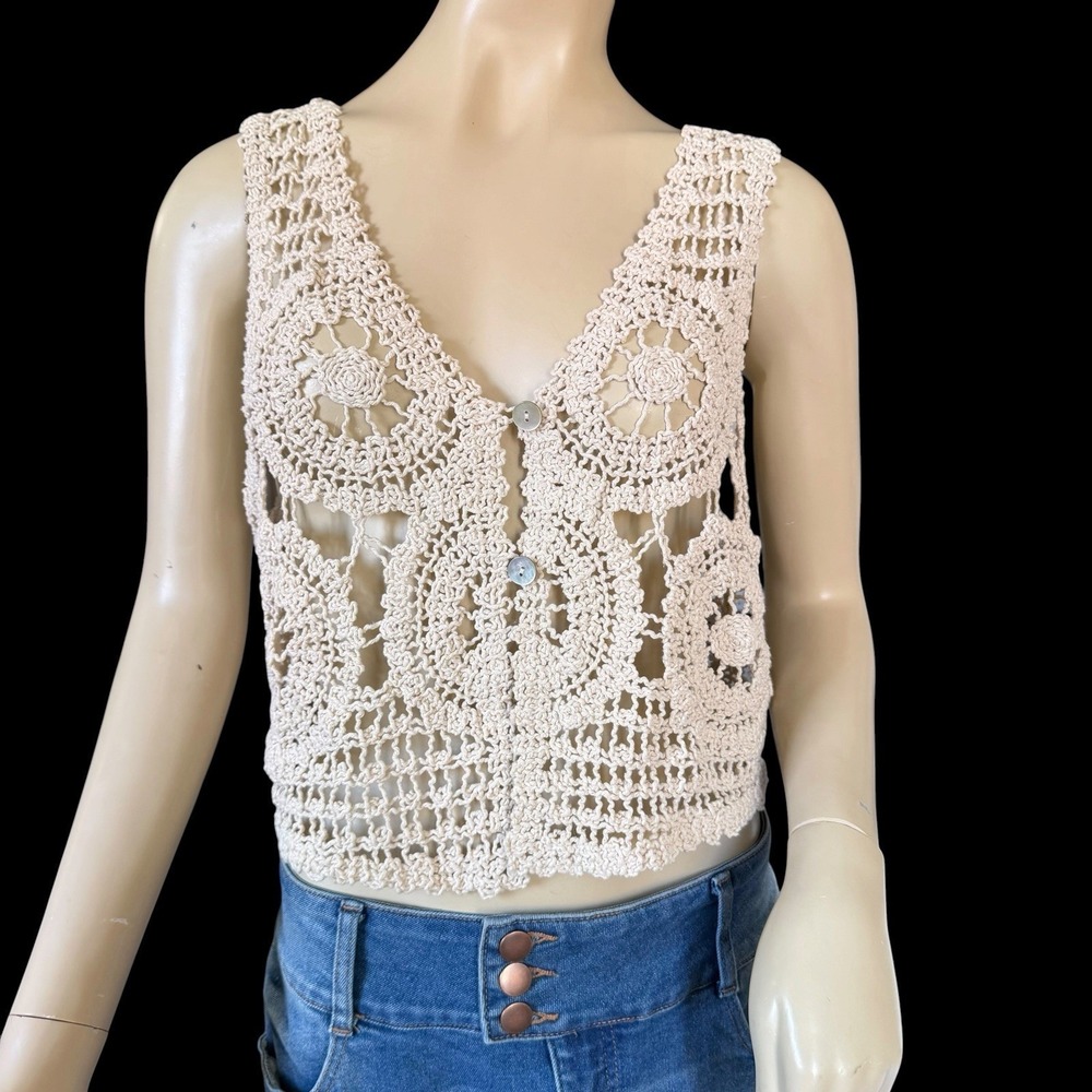 Nikka K Boho-Chic Crochet Top XL Vest 70s Revival Festival Mandala Flower Child